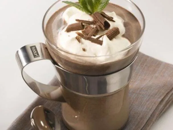 Xocai Irish Cream s kousky tmavé čokolády Xocai