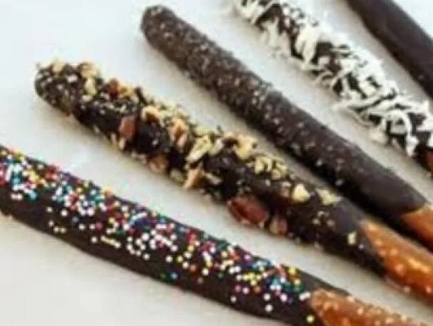 Čokoládou potažené preclíkové tyčinky