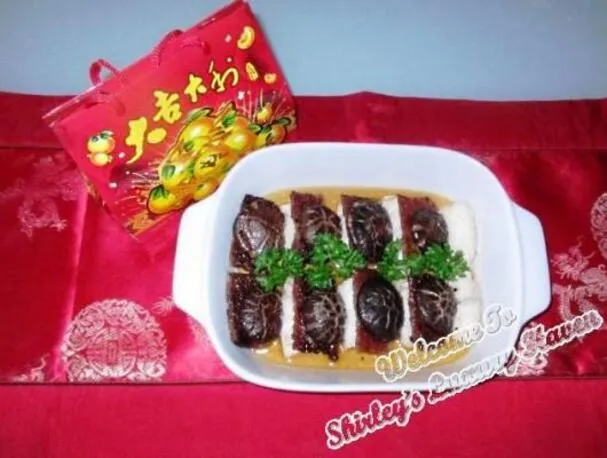 Čínský novoroční rybí talismany s bak kwou